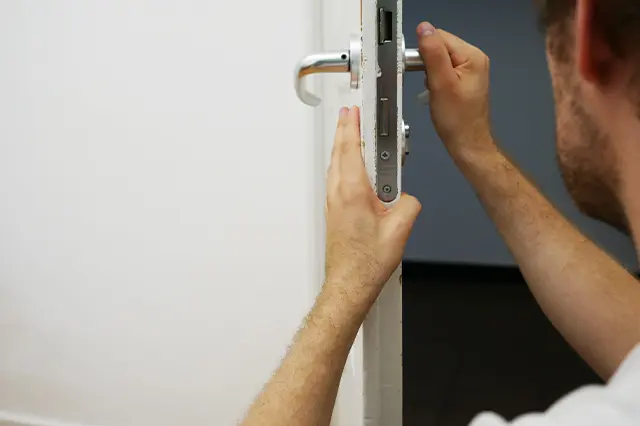 5 Tips To Find The Best (Yet Affordable) Locksmith Near You